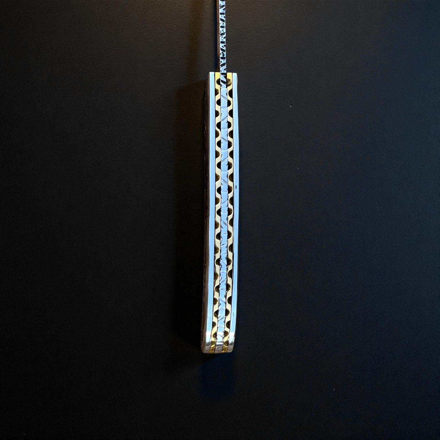 Sürmene Gravür İşlemeli Krom Çakı 04 - Görsel 3