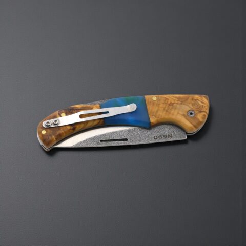 Alternative view of El Yapımı Ceviz Epoksi Sap Çakı - N690