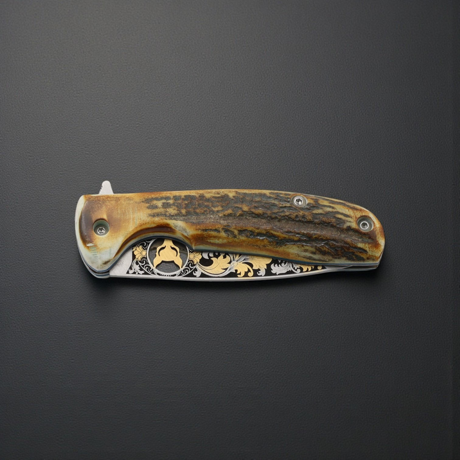 El Yapımı Kurt İşlemeli Çakı Geyik Boynuzu Kabza - Görsel 2