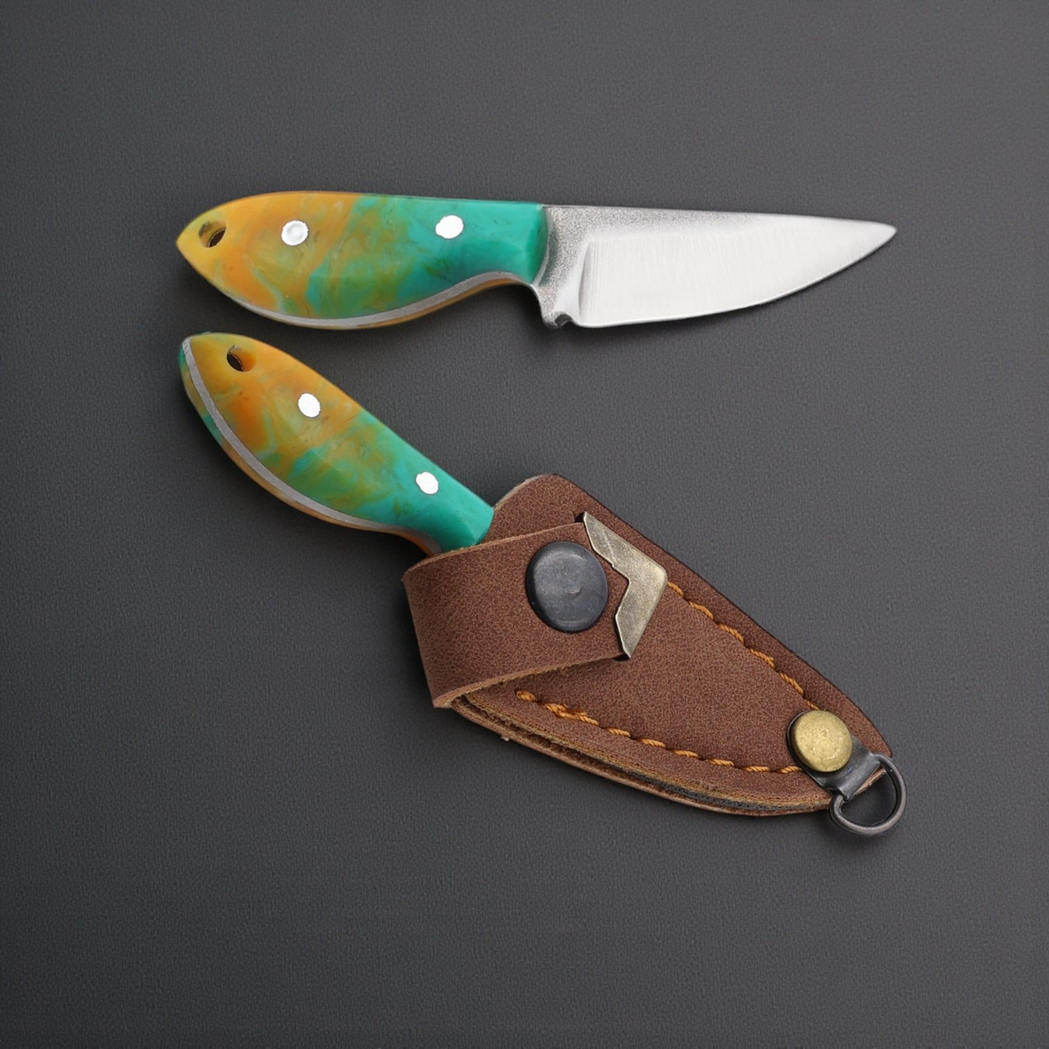 El Yapımı Mini Kolye Av Bıçağı 02